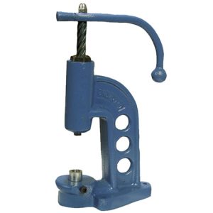 T104 Universal Vidalı Pres